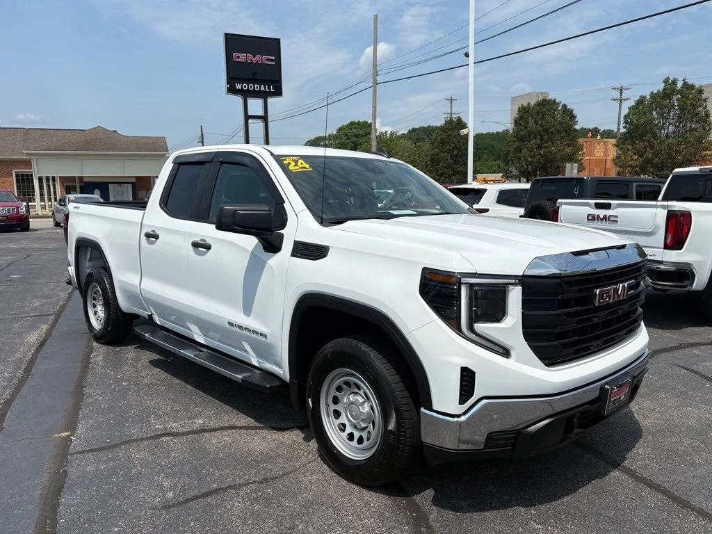 Used 2024 Summit White GMC Pro image 8