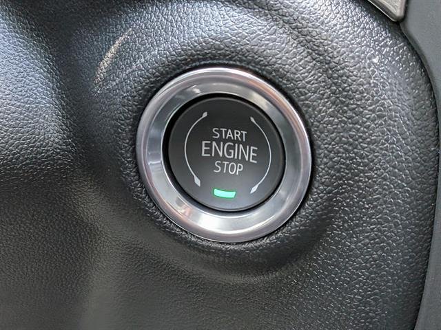 New 2026 Summit White Chevrolet WT image 25