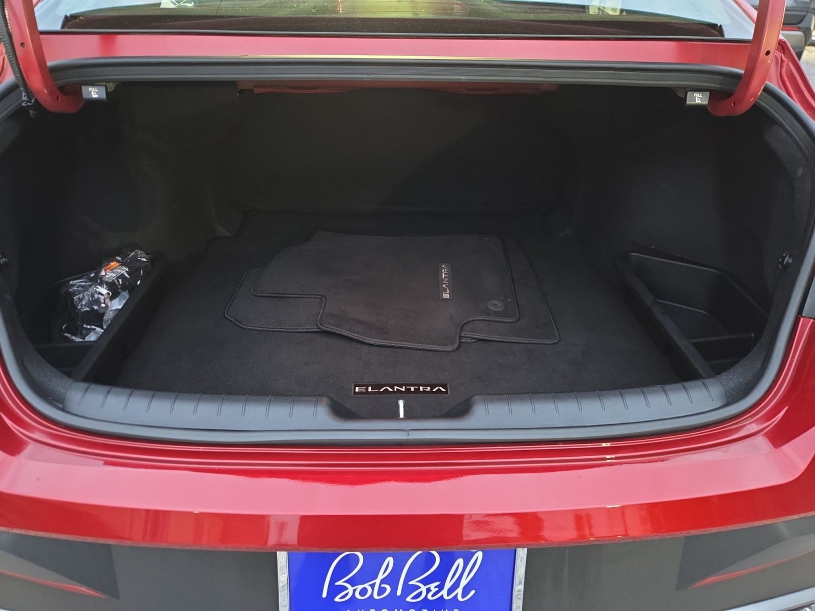 2024 Hyundai Elantra SEL - Photo 17