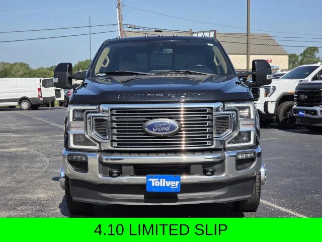 Used 2022  Ford Lariat image 3
