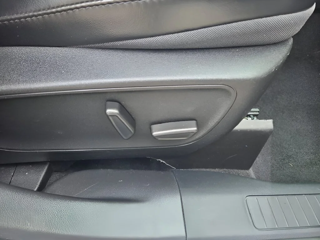 Certified Used 2023 Oxford White Ford ST-Line Select image 6