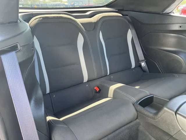 2022 Chevrolet Camaro LT1 - Photo 24