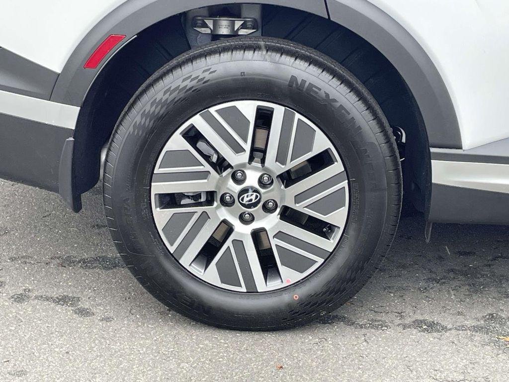 New 2026 White Hyundai Blue SEL Premium 7P image 7