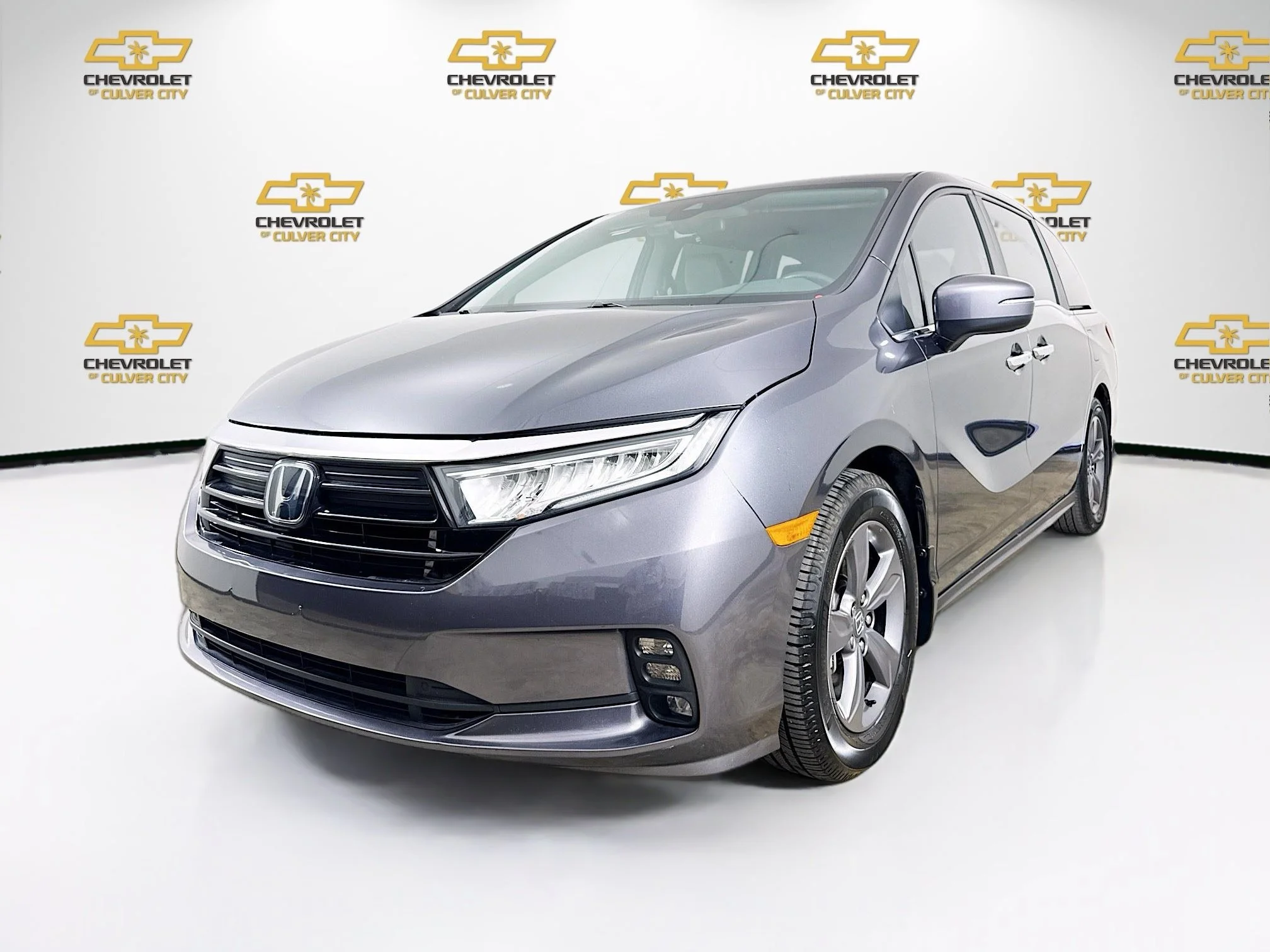 Used 2023 Gray Honda EX image 3