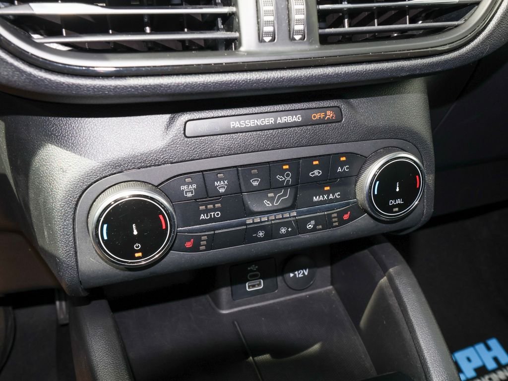 Used 2025 Gray Ford ST-Line Select image 21