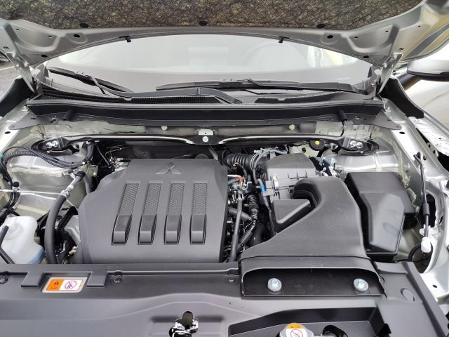 New 2026 Gray Mitsubishi ES image 30