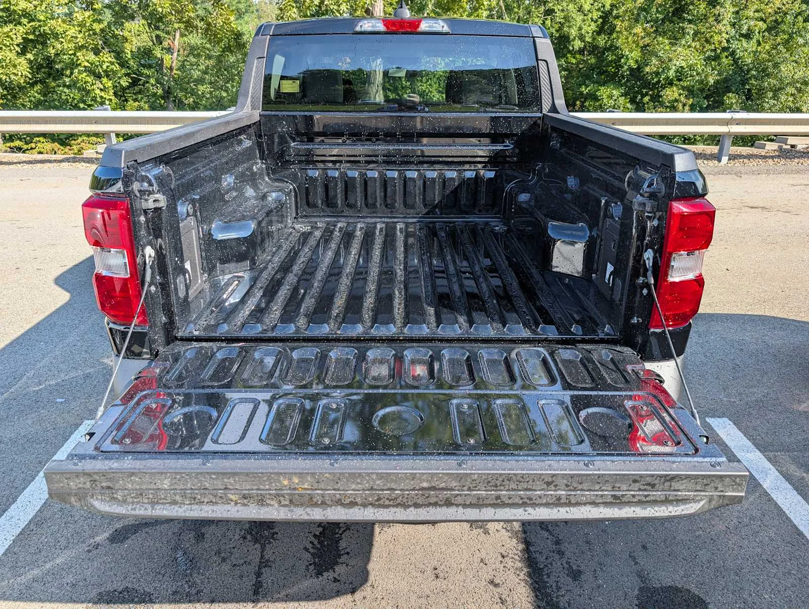New 2026 Shadow Black Ford XLT image 7