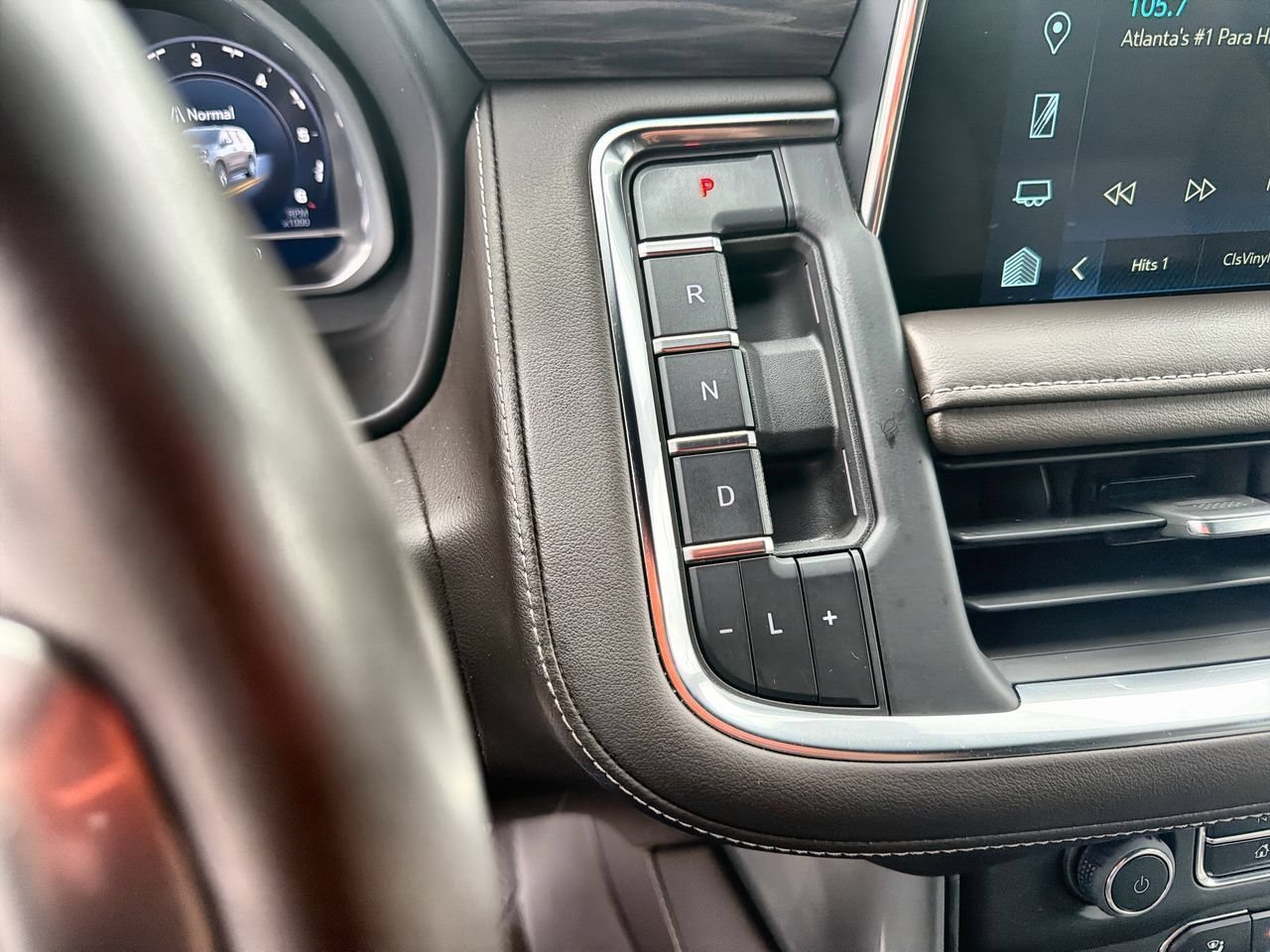 Used 2022 Summit White Chevrolet LT image 14