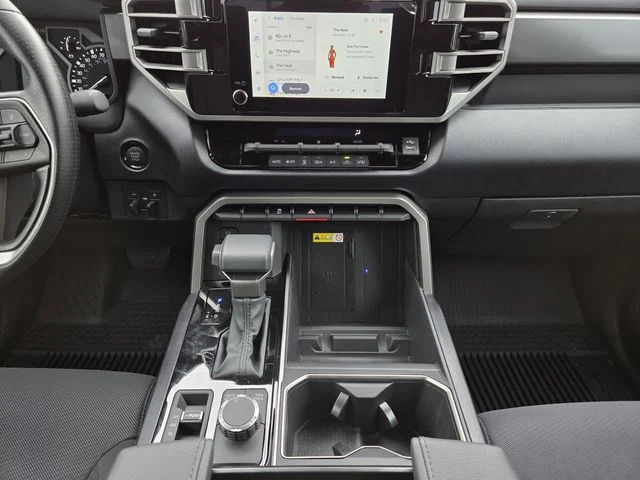 2026 Toyota Tundra SR5 - Photo 11