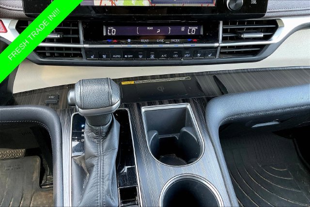 Used 2022 Gray Toyota Platinum image 17