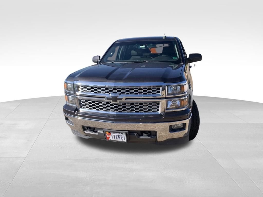 Used 2015 Gray Chevrolet LT image 4