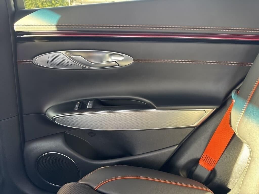 New 2026 Blue Genesis 2.5T SPORT PRESTIGE image 44