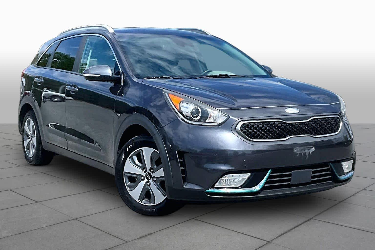 Used 2019 Platinum Graphite Kia EX image 3
