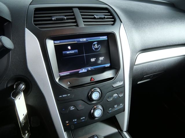 Used 2014 Black Ford XLT image 18