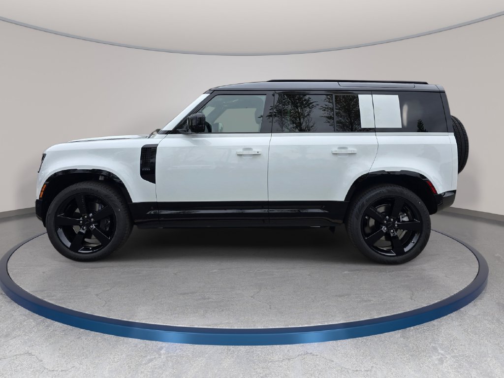 New 2026 Fuji White LAND ROVER X-Dynamic SE image 8