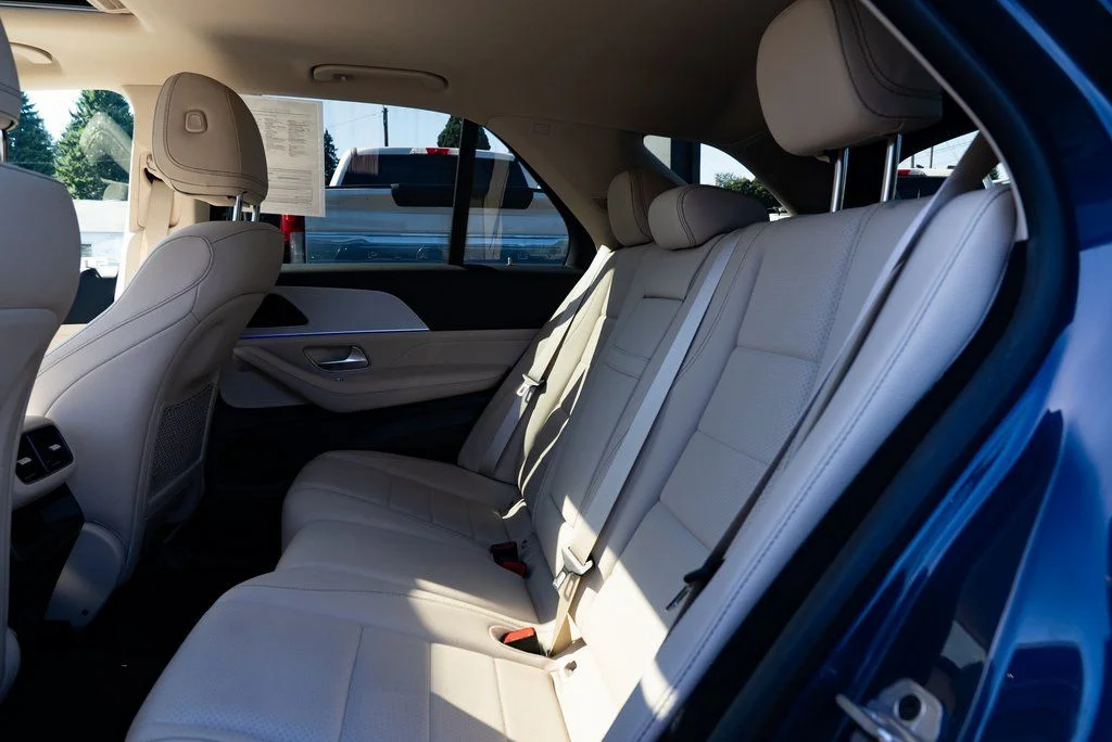 Used 2024 Blue Mercedes-Benz GLE 350 image 22