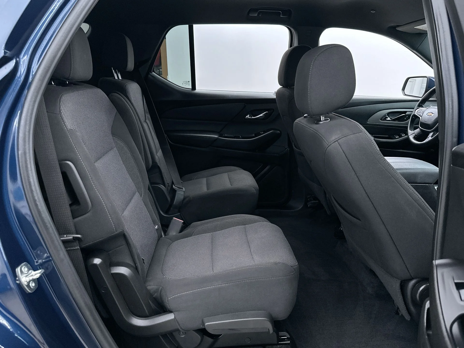Used 2023 Blue Chevrolet LT image 17