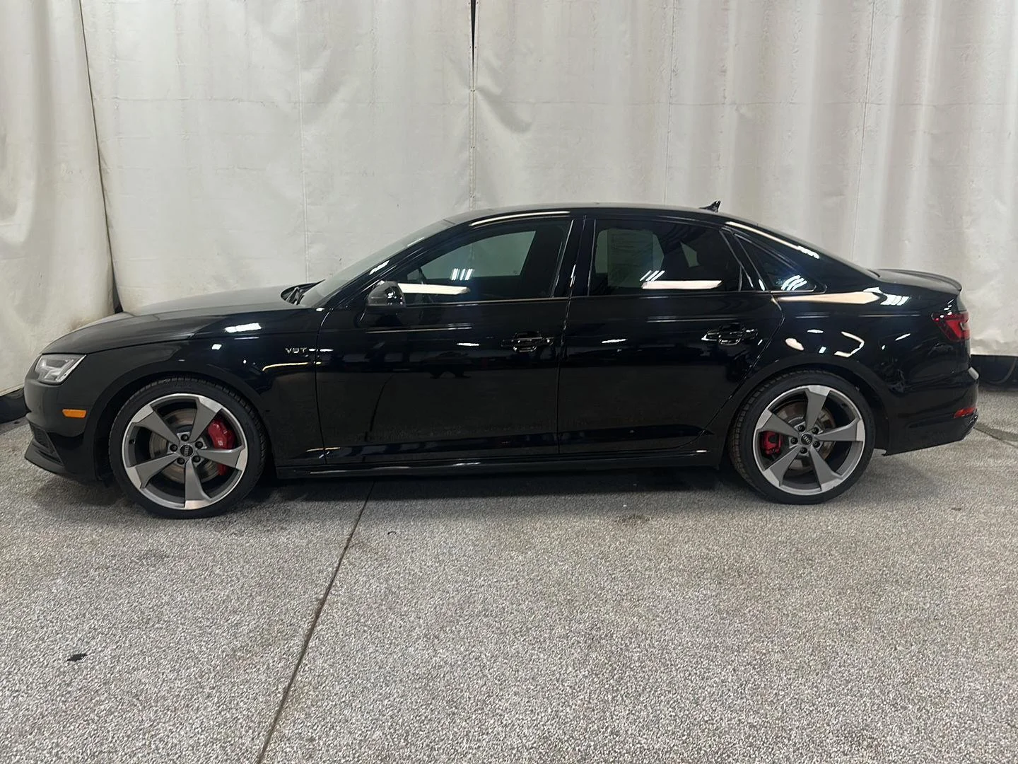 Used 2018 Audi S4 Premium Plus with VIN WAUB4AF48JA233890 for sale in Waconia, MN