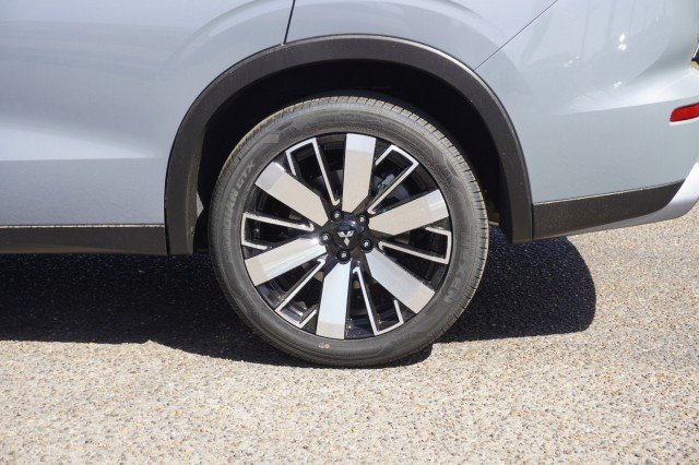 New 2026 Moonstone Gray Metallic Mitsubishi SE 1.5T 2WD image 13