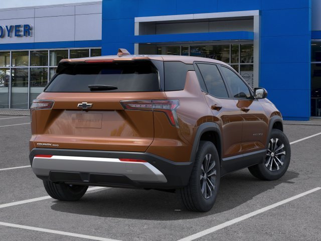 2027 Chevrolet Equinox LT - Photo 4