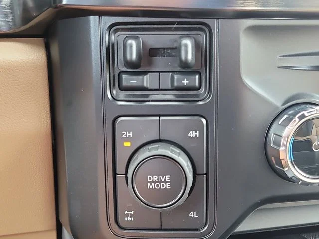 New 2026 Blue Metallic Ford Lariat image 29