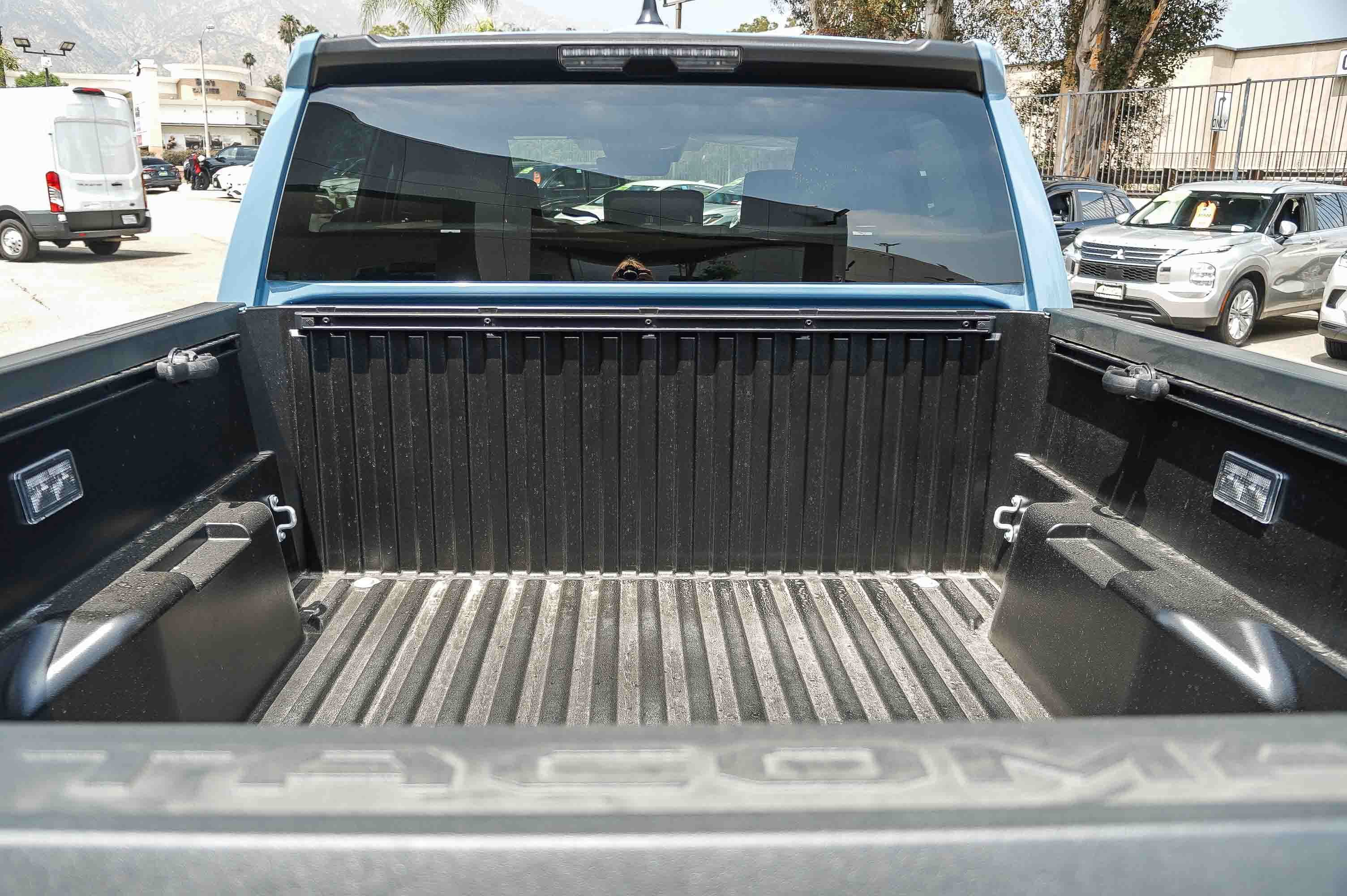 New 2026 Heritage Blue Toyota SR5 image 28