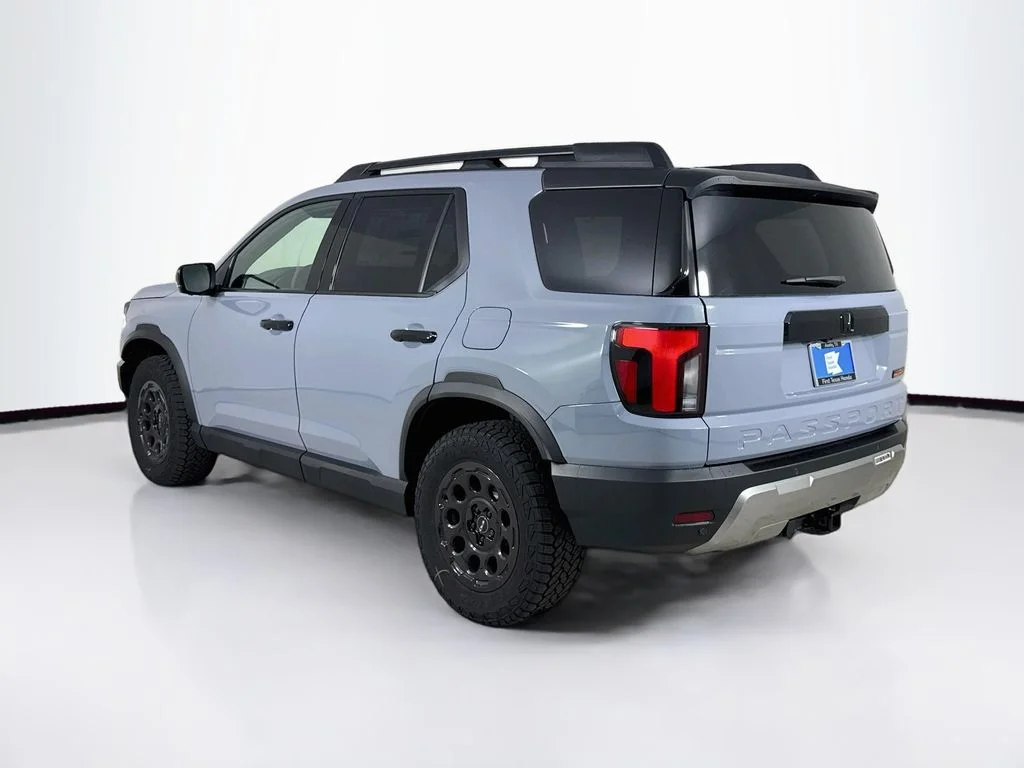 New 2026 Sonic Gray Pearl Honda TrailSport Elite Blackout image 6