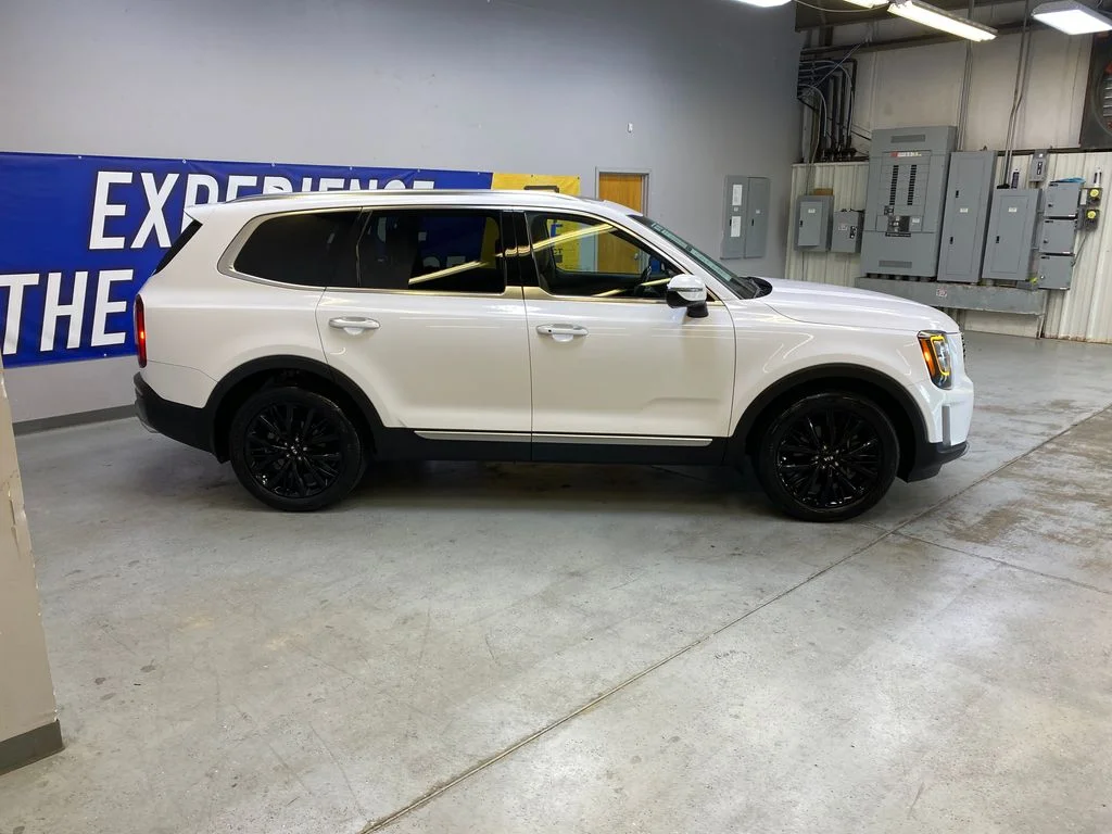 Used 2021 White Kia SX image 8