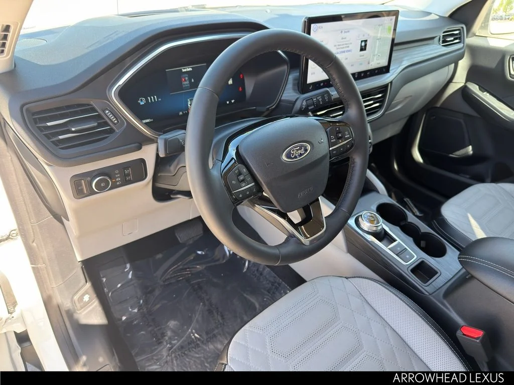 Used 2023 White Ford Platinum image 13