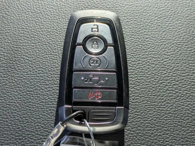 New 2026 Carbonized Gray Metallic Ford Lariat® image 29
