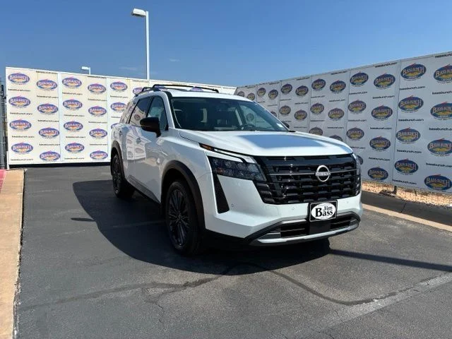 New 2026 Everest White Pearl Tricoat Nissan SL image 2