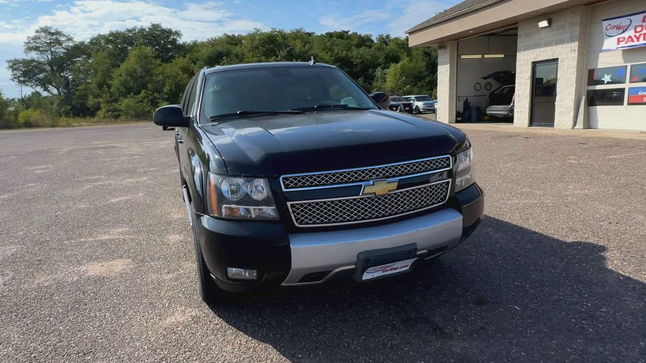 2013 Chevrolet Suburban LTZ 1500 photo 3