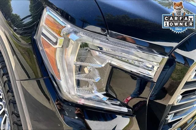 Used 2022 Onyx Black GMC AT4 image 28
