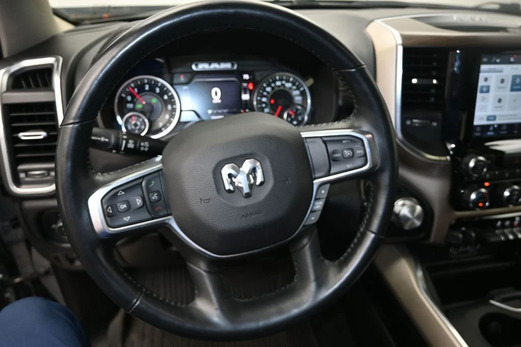 Used 2022 Silver Ram Laramie image 24