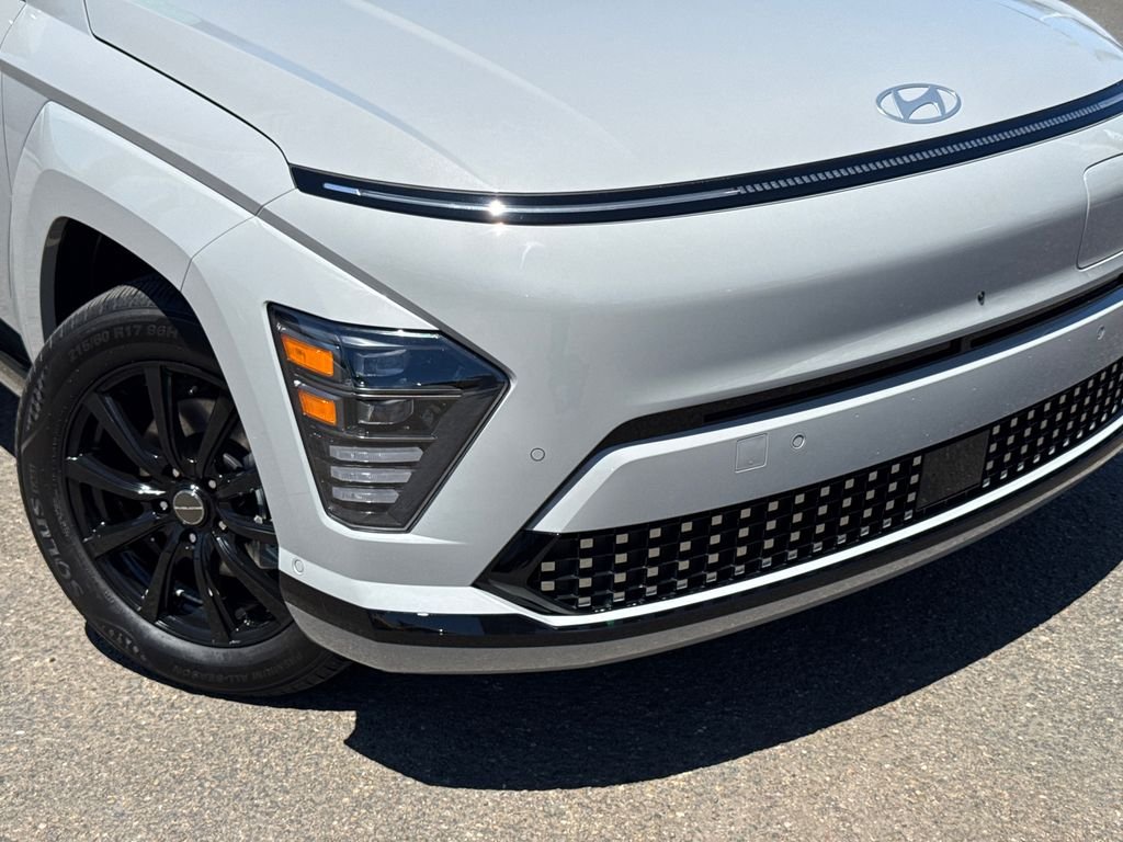 Used 2025 Gray Hyundai Limited image 6