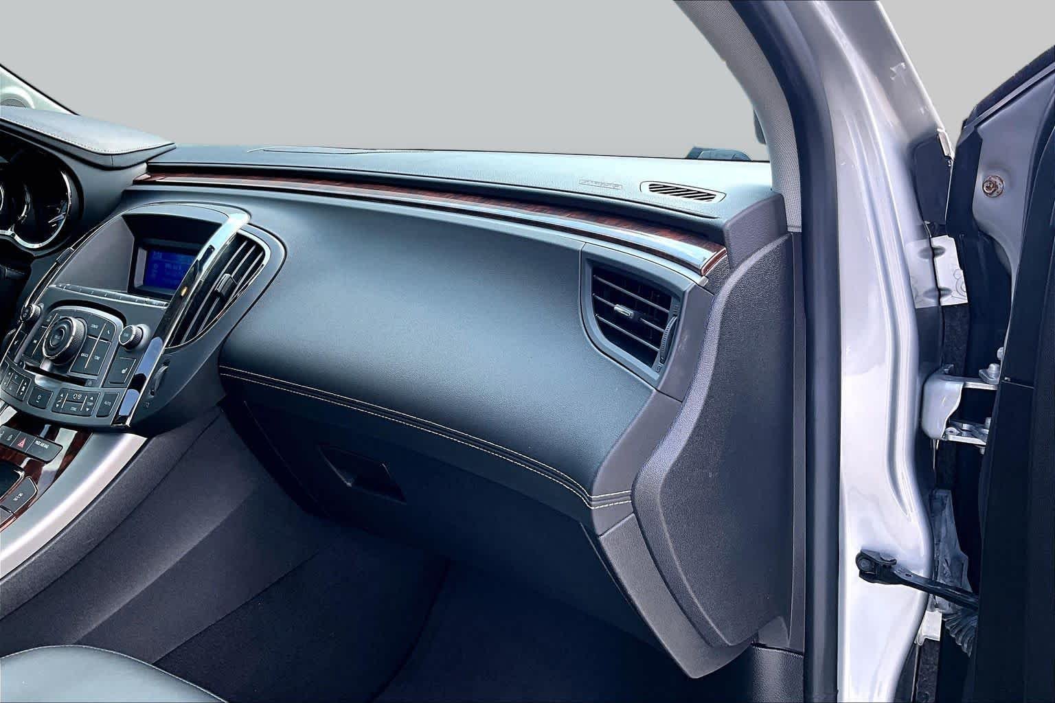 Used 2011 Quicksilver Metallic Buick CXL image 16