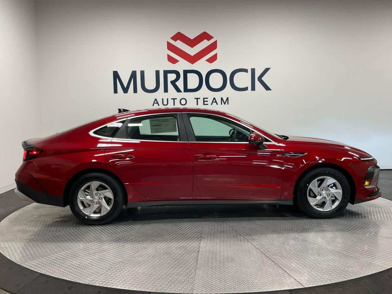 New 2026 Ultimate Red Hyundai SE image 9