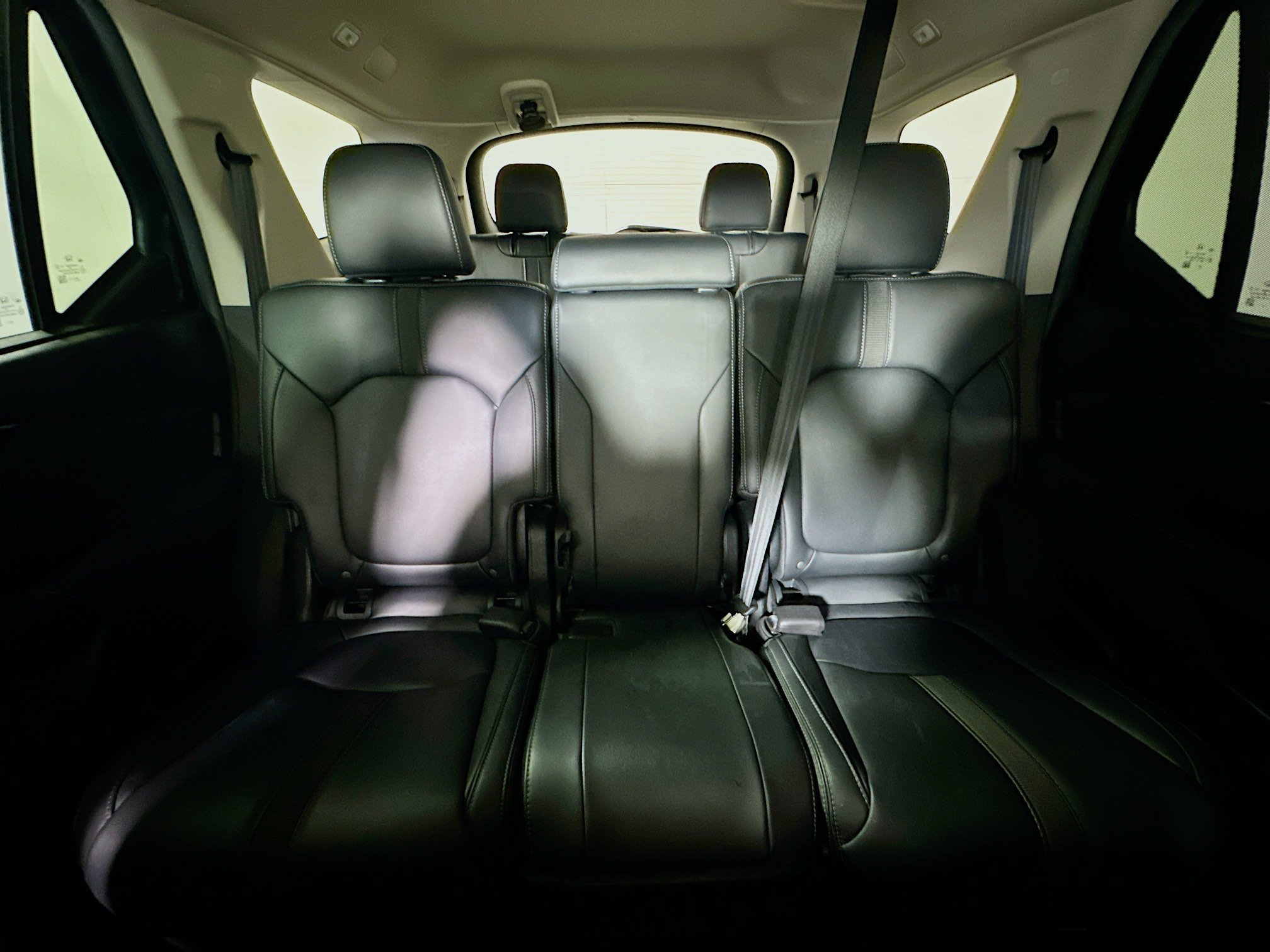 Used 2025 Silver Honda EX-L image 30