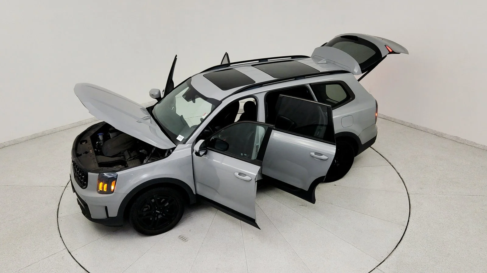 Used 2024 Gray Kia SX X-Line image 22