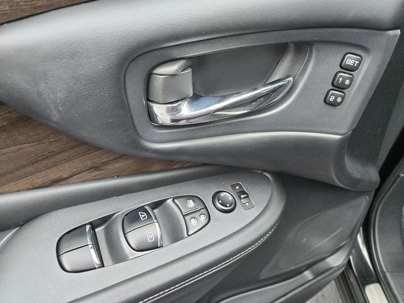 Used 2019 Magnetic Black Pearl Nissan Platinum image 15
