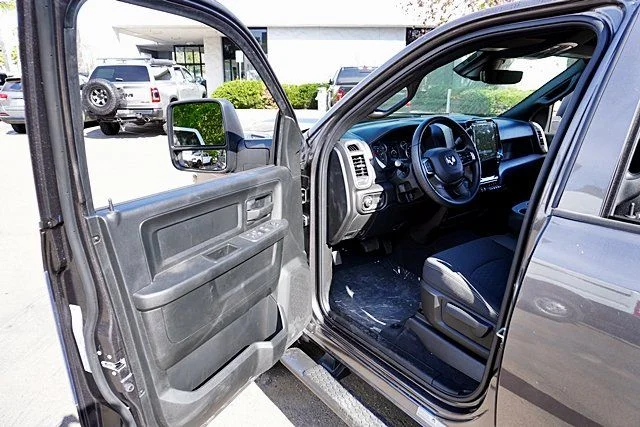 New 2026 Granite Crystal Metallic Clear-Coat Exterior Paint RAM Tradesman image 38