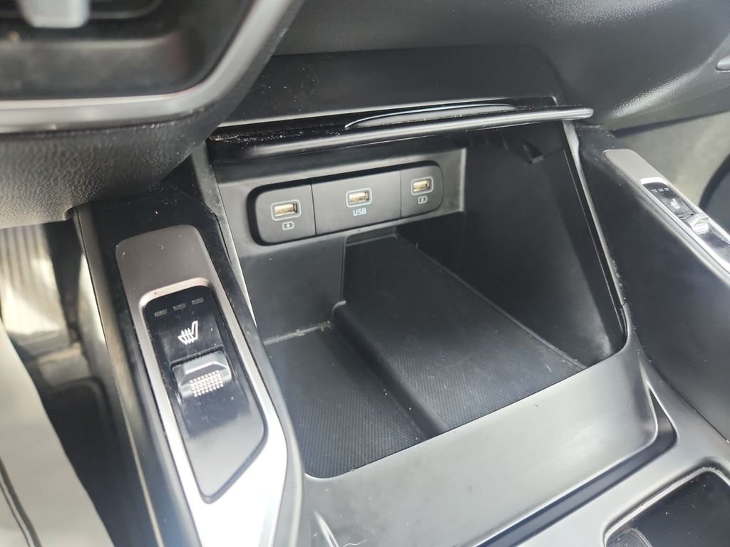 Certified Used 2022 Red Kia S image 23