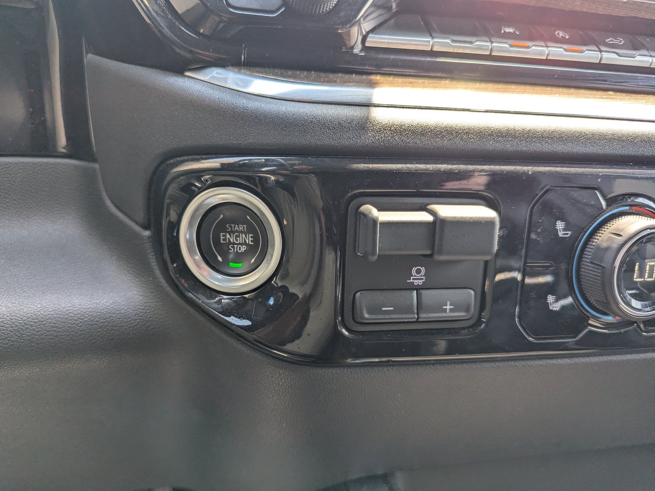 2022 Chevrolet Silverado 1500 RST - Photo 19