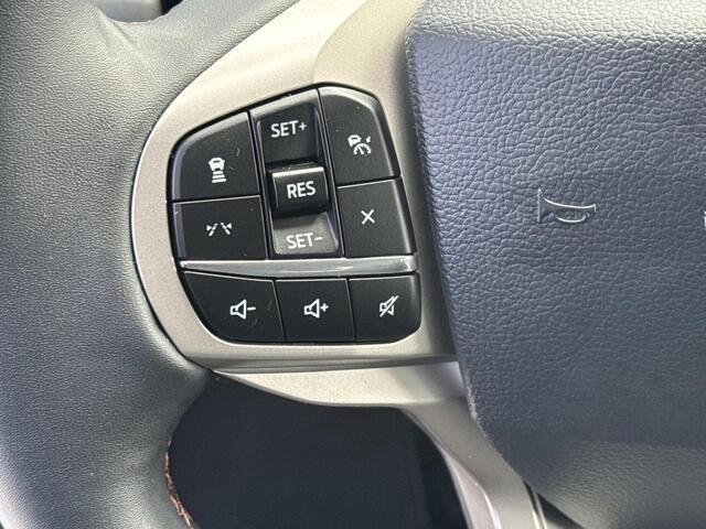 Used 2025 Agate Black Ford Active image 22