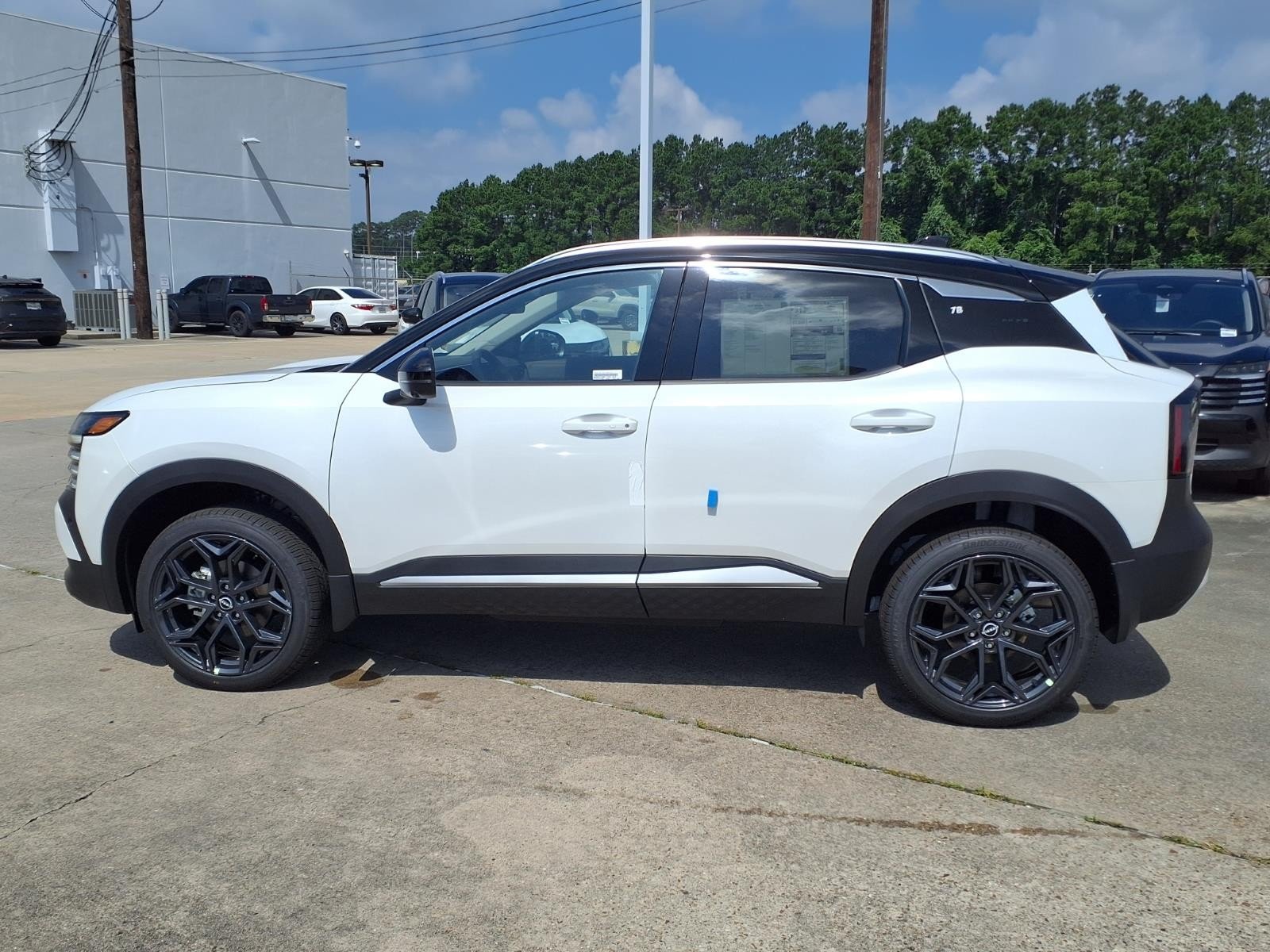 2026 Nissan Kicks SR White at Robbins Nissan