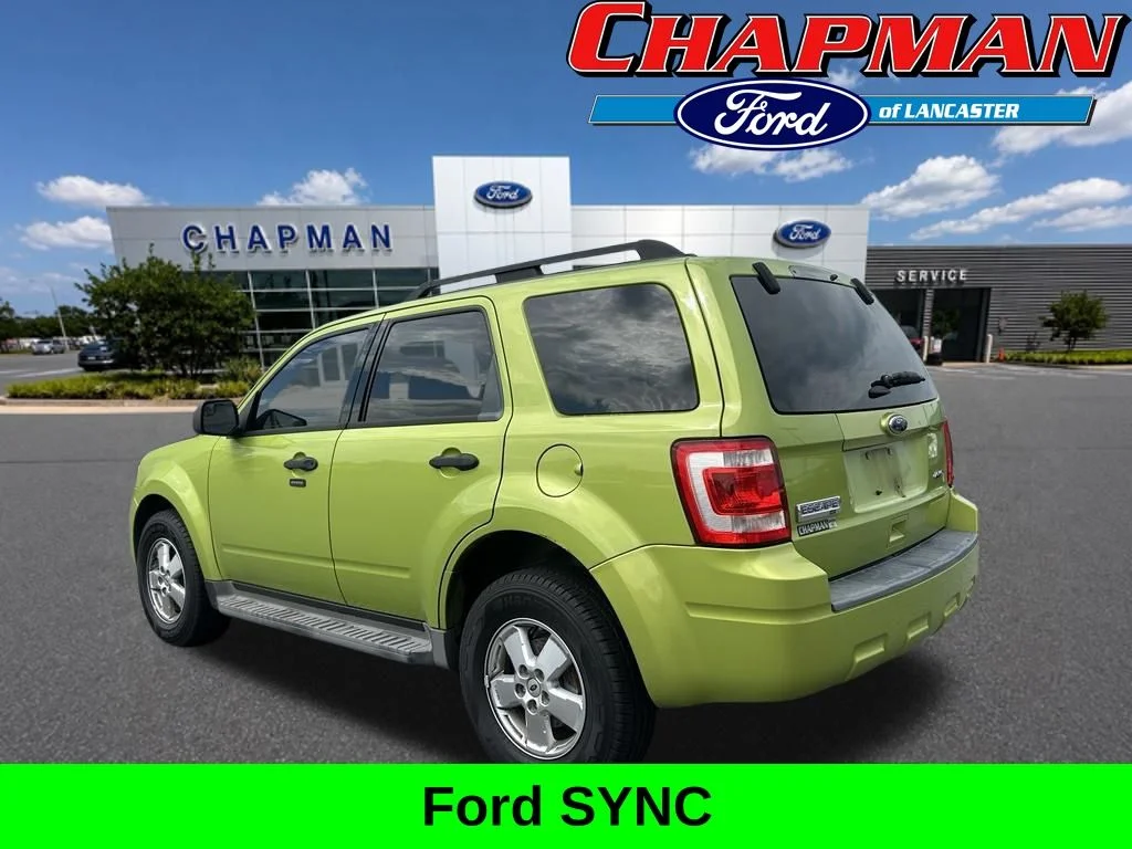 Used 2011 Lime Squeeze Metallic Ford XLT image 3