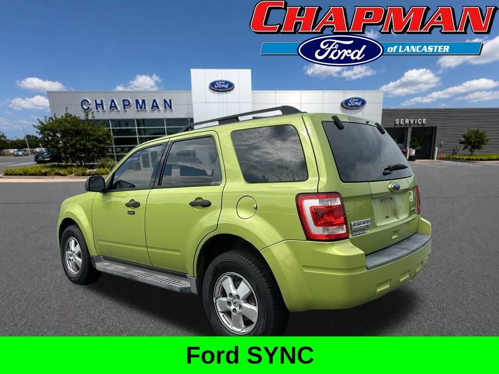 Used 2011 Lime Squeeze Metallic Ford XLT image 3