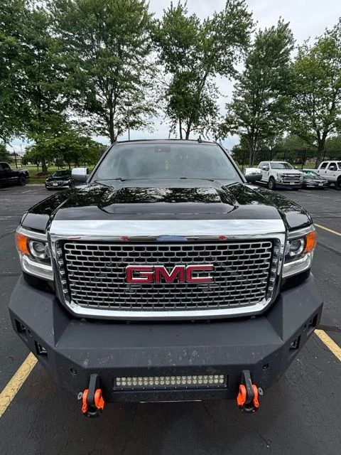 Used 2017 Black GMC Denali image 2