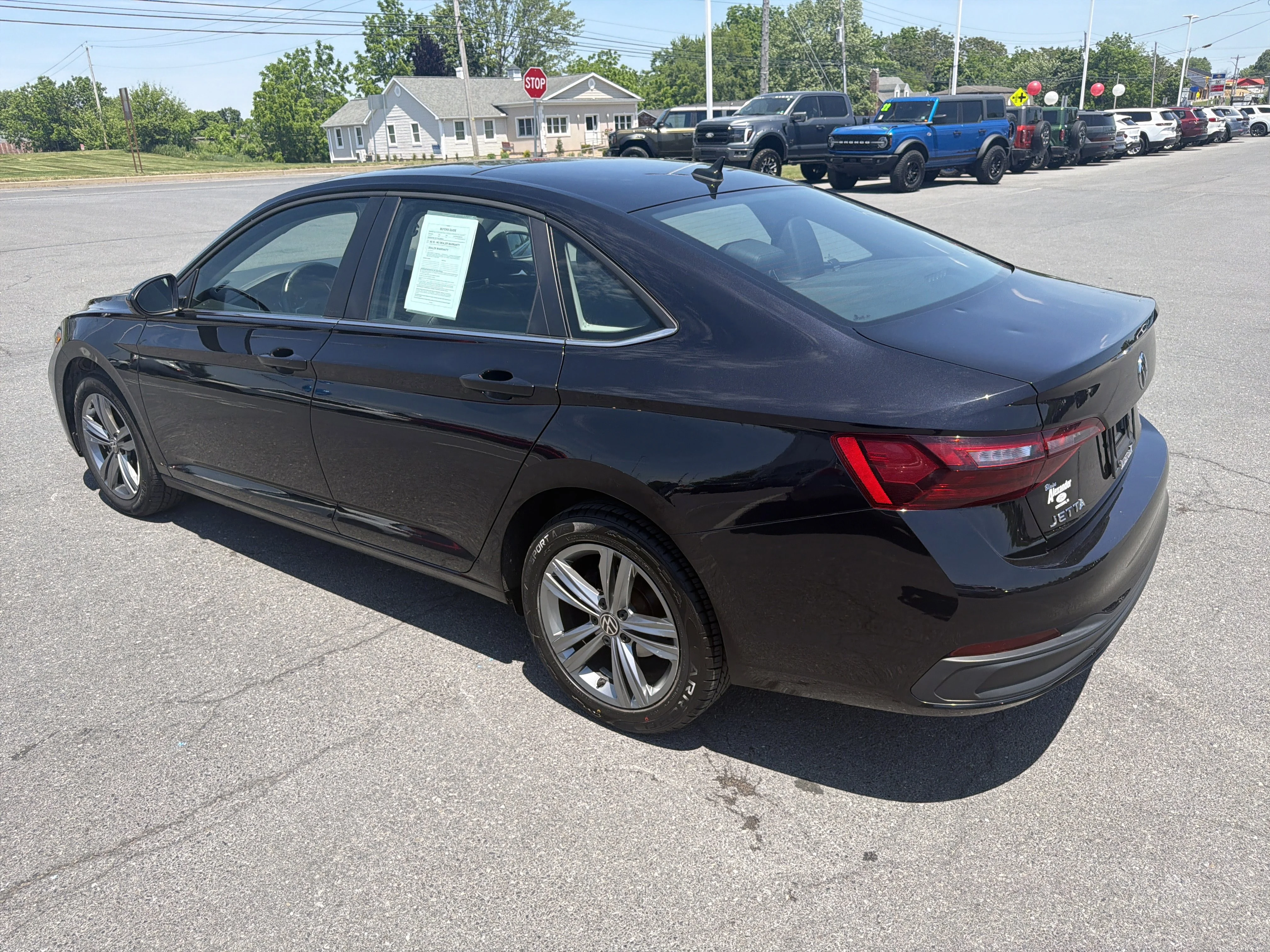 Used 2024 Black Volkswagen SE image 6