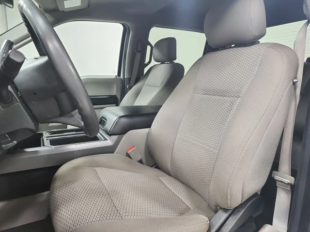 Used 2019 White Ford XLT image 10